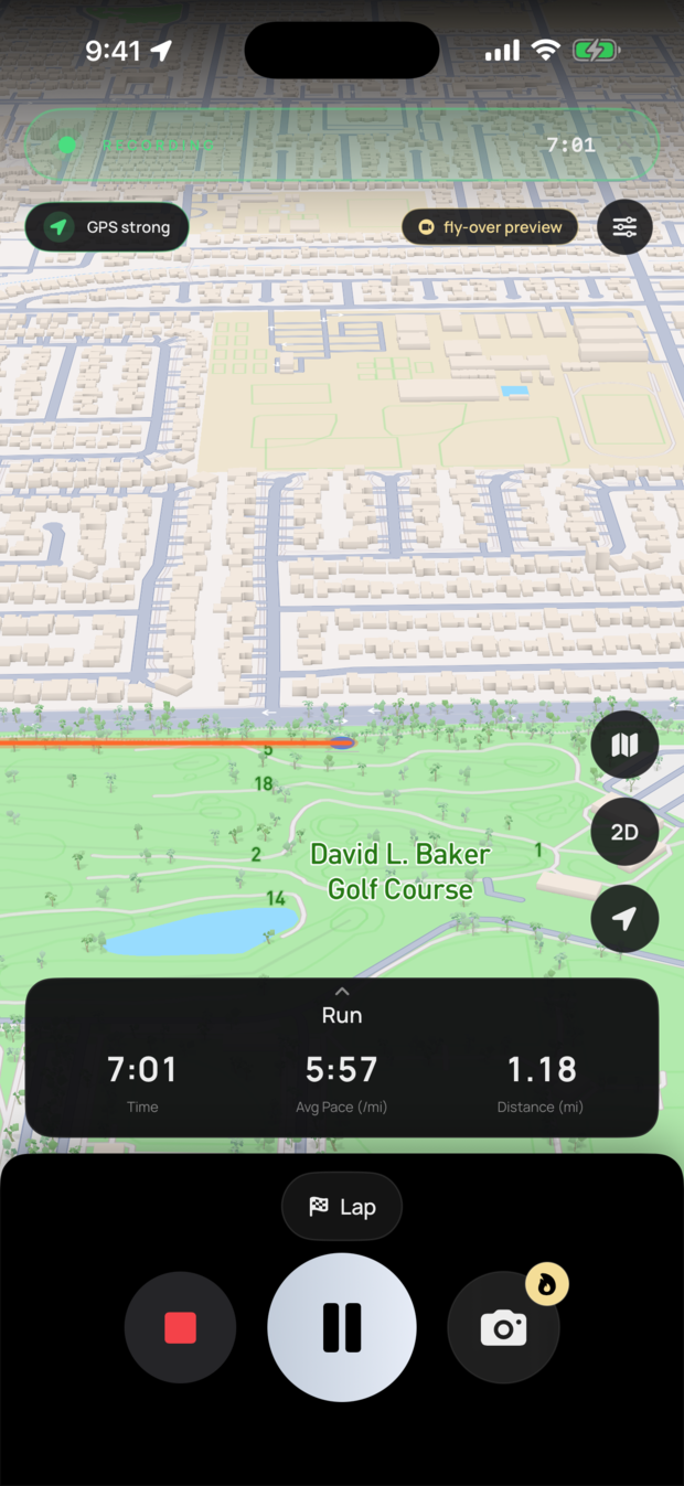 Fyt's run recorder mid-run: a live 3D map with the route drawn in orange, GPS status, and running time, pace, and distance